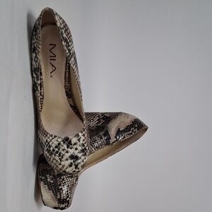 MIA Snake-Print Pointed Toe Flats in Beige and Black